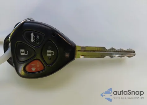 2009 Toyota Camry Le z USA, uszkodzony, nr VIN 4T4BE46K79R087834